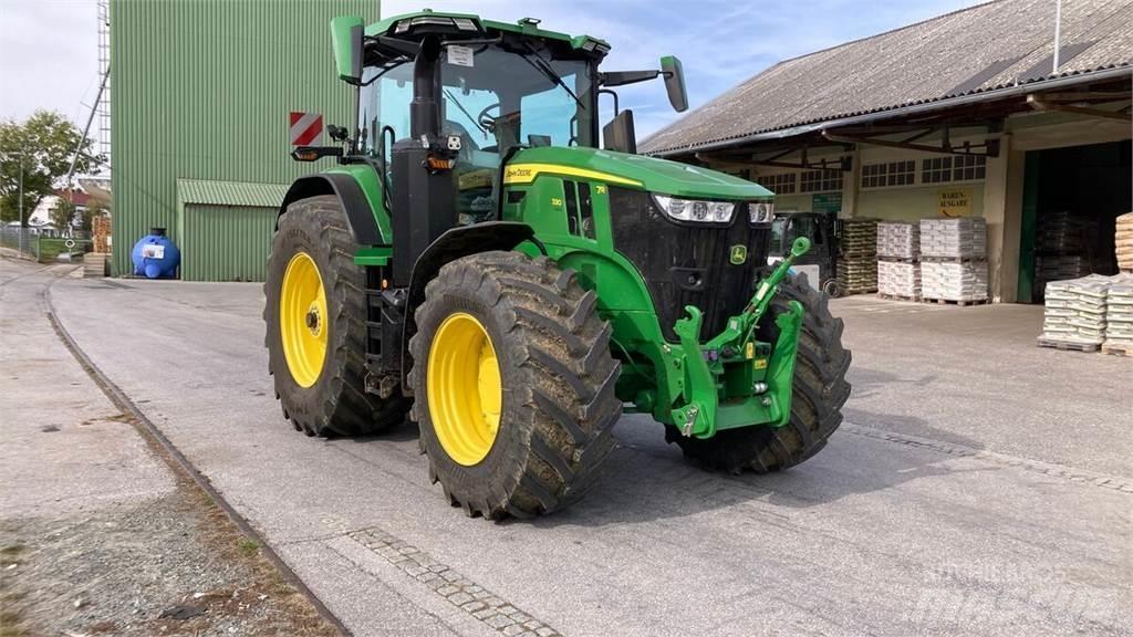 John Deere 7R330 Traktory