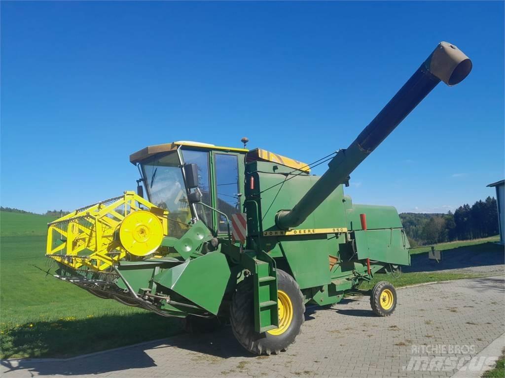 John Deere 950 Sklízecí mlátičky