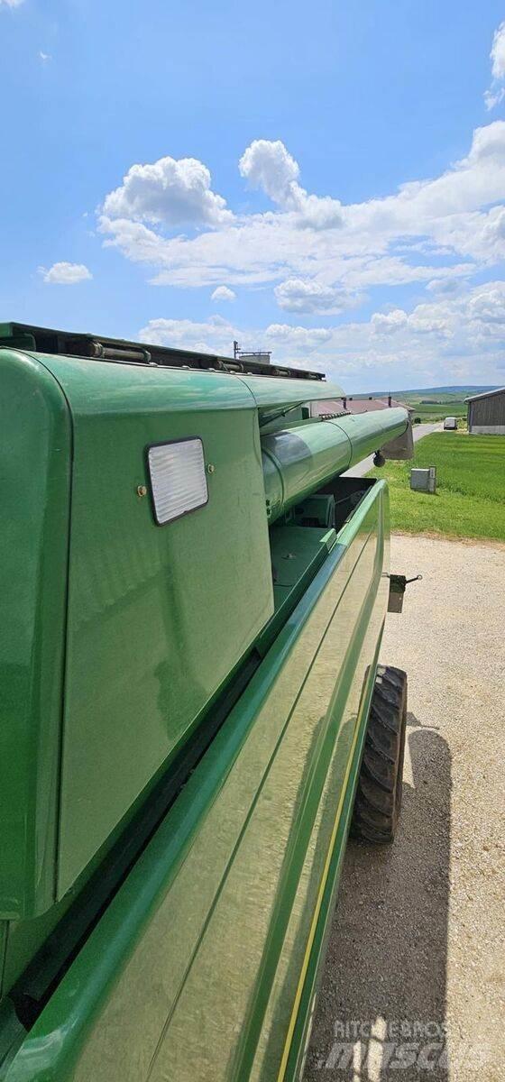 John Deere T550 Sklízecí mlátičky