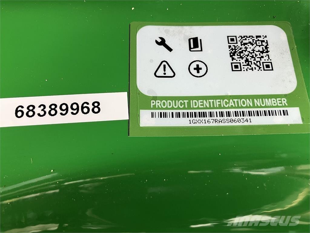 John Deere X 167R Komunální technika - ostatní