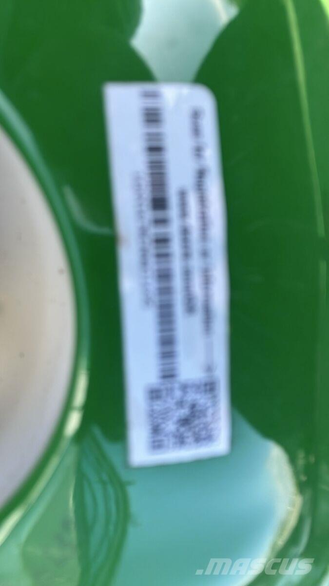 John Deere X167R Komunální technika - ostatní