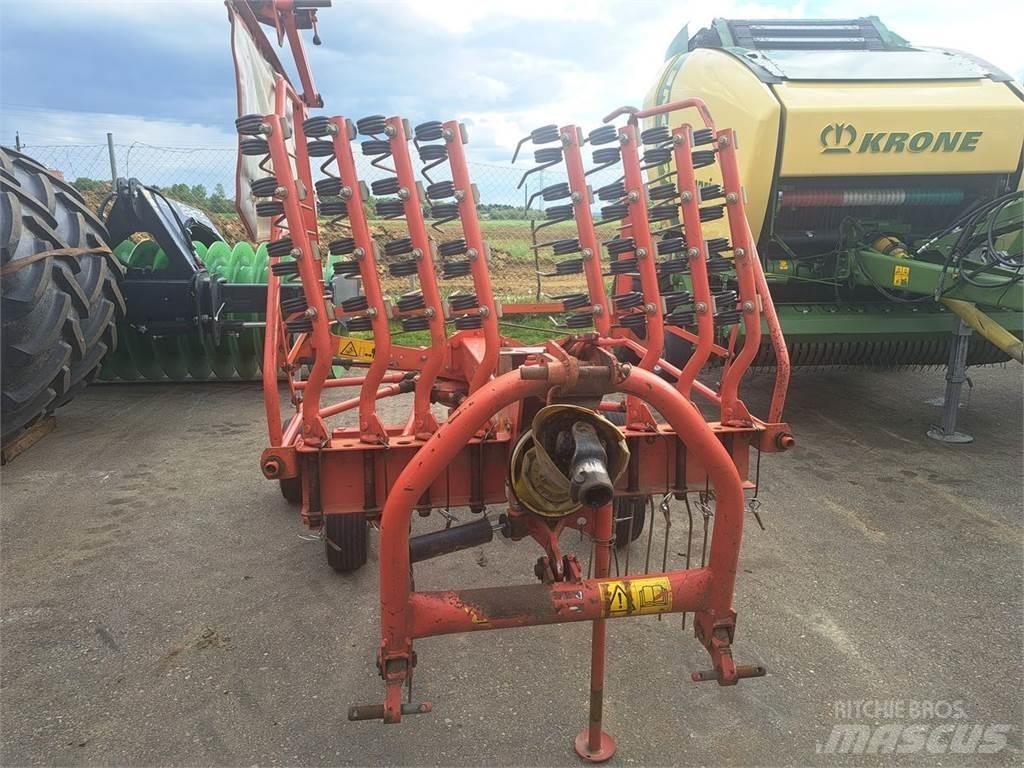 Kuhn GA 4121 GM Řádkovací žací stroje