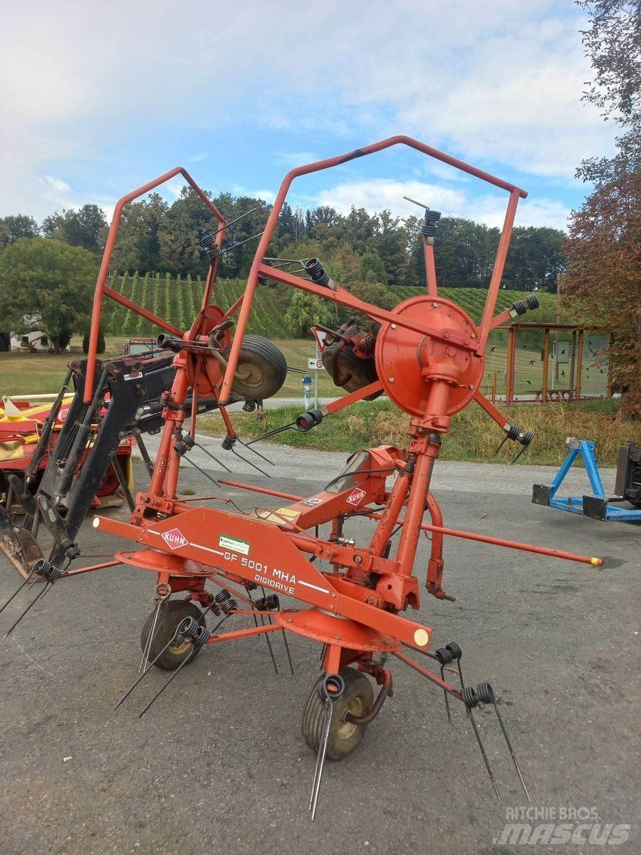 Kuhn GF 5001 Obraceče a shrabovače sena