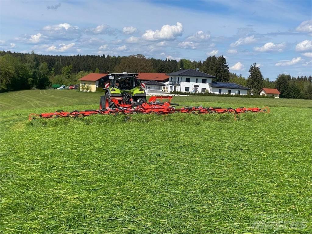 Kuhn GF13003 T Obraceče a shrabovače sena