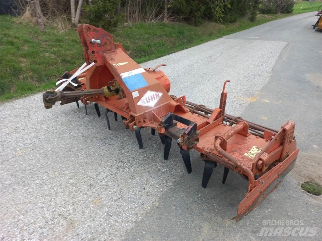 Kuhn HR 302 M Talířové brány
