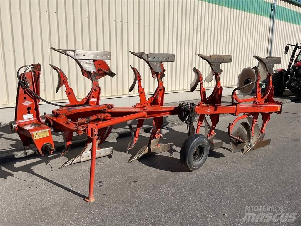 Kuhn MM 110 4T Konvenční pluh