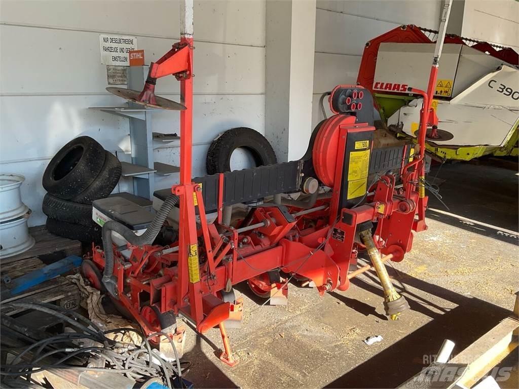 Kuhn Planter 2 Sázecí stroje