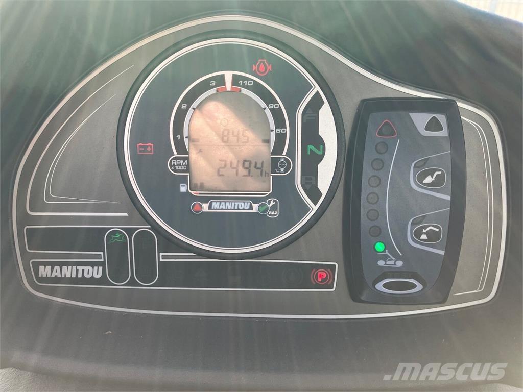 Manitou MLT625 Teleskopické manipulátory