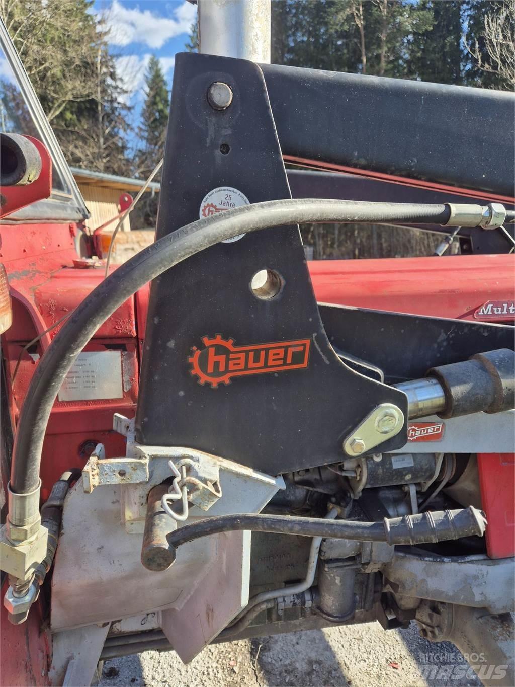 Massey Ferguson 175 Traktory