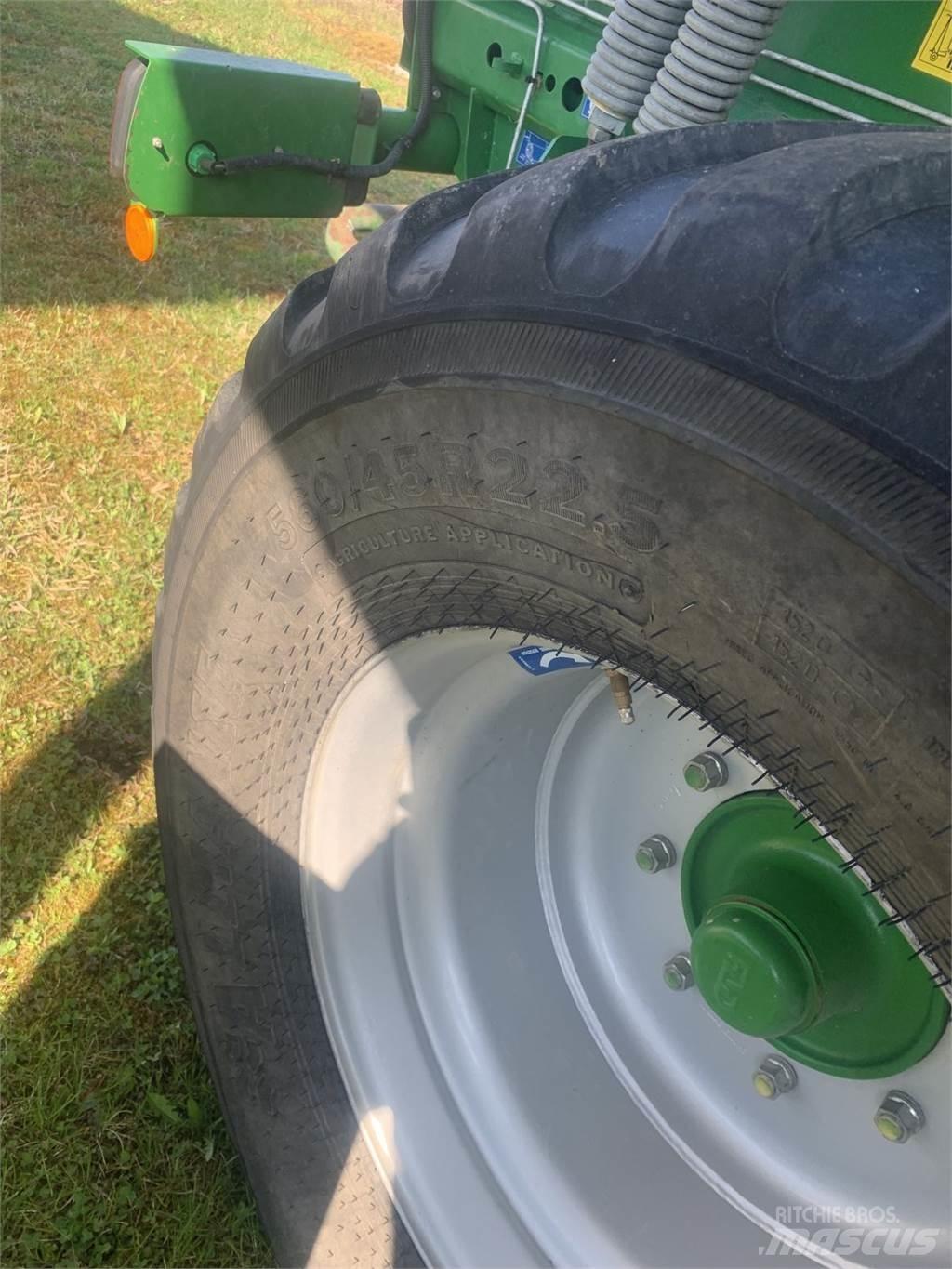 McHale V6750 Lis na válcové balíky
