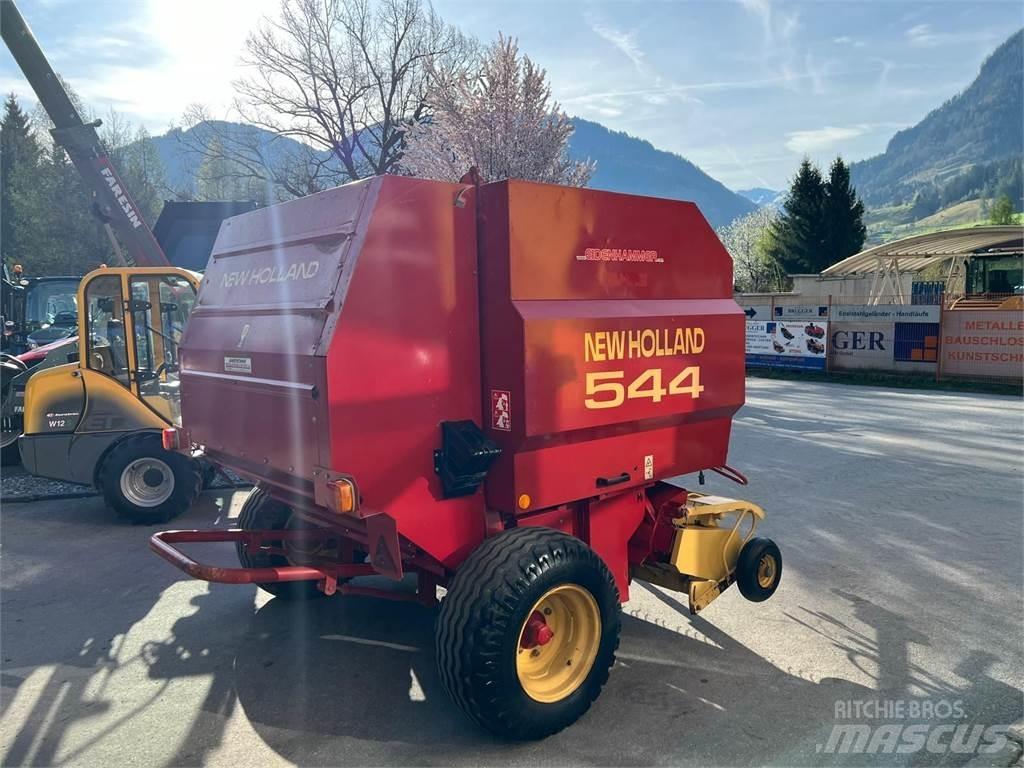 New Holland 544 Lis na válcové balíky