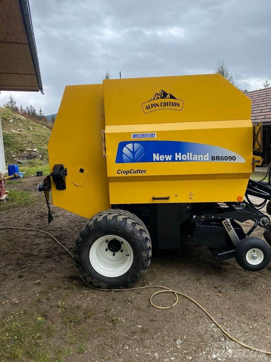 New Holland BR 6090 Lis na válcové balíky