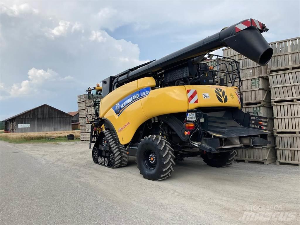 New Holland CR9080 Sklízecí mlátičky