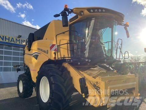 New Holland CX 8.80 Sklízecí mlátičky