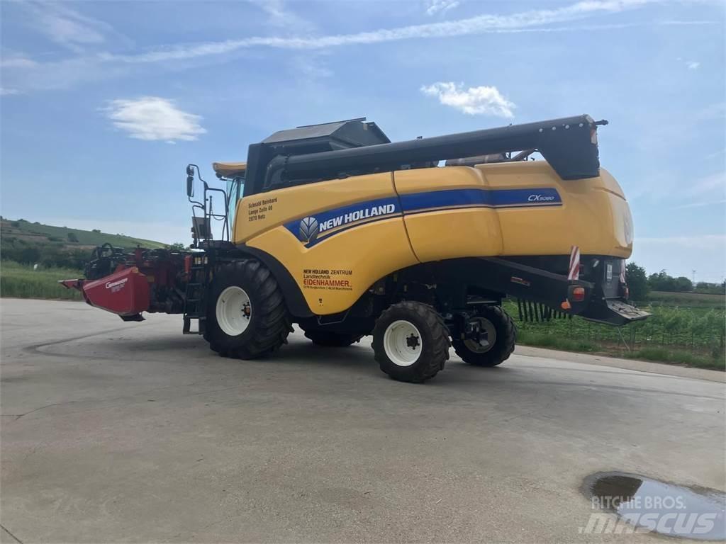 New Holland CX5080 Sklízecí mlátičky