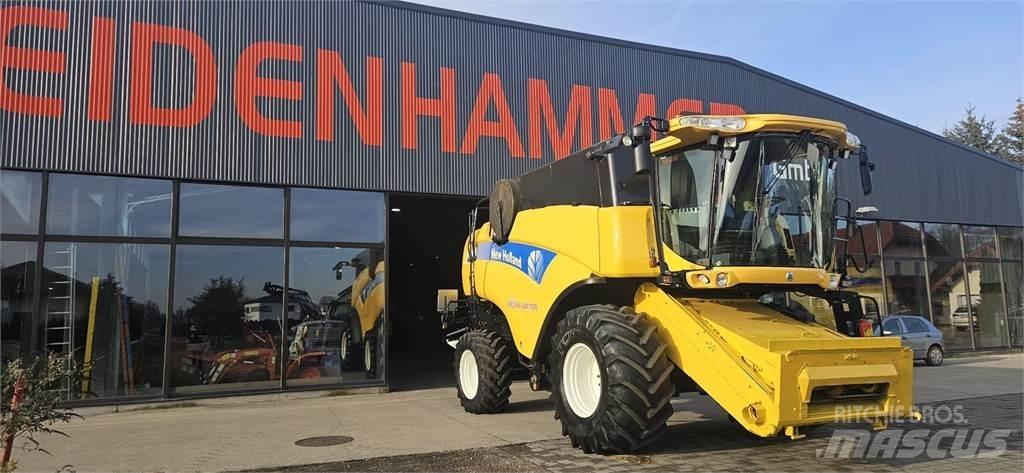 New Holland CX8040 Sklízecí mlátičky