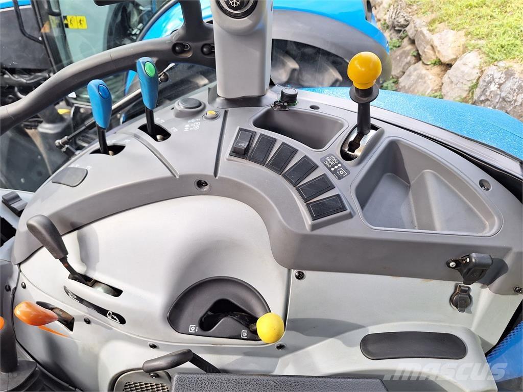 New Holland T 5.85 Traktory