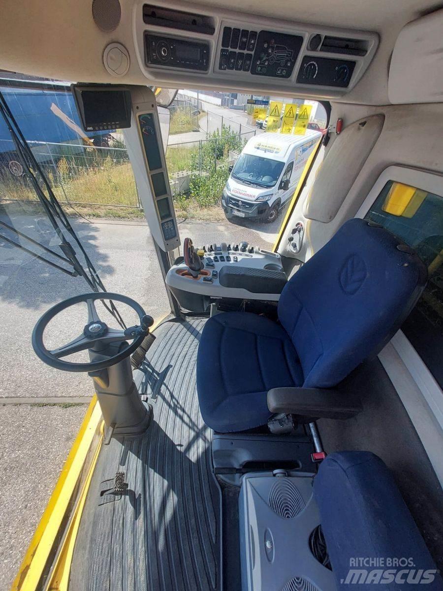 New Holland TC5070 Sklízecí mlátičky