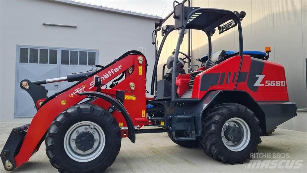 Schäffer 5680Z Čelní nakladače a rypadla