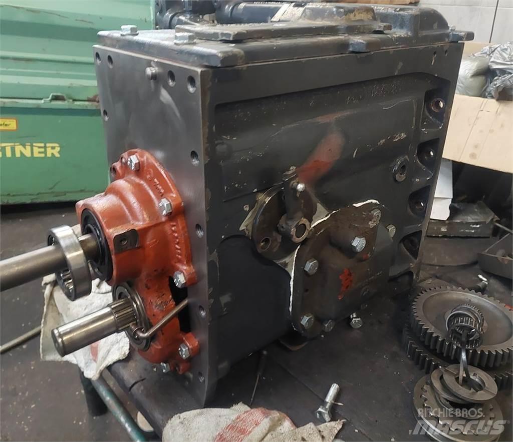 Steyr 9094 Další příslušenství k traktorům
