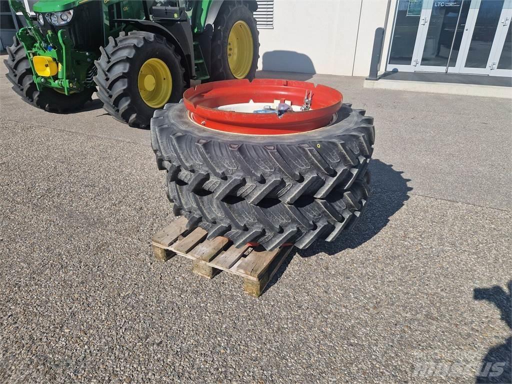Taurus 12.4 R36 Pneumatiky, kola a ráfky