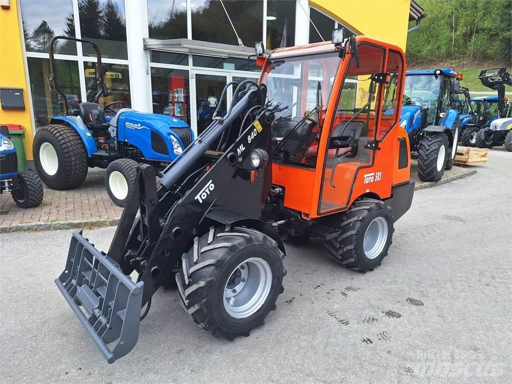 Toyo 840 Čelní nakladače a rypadla