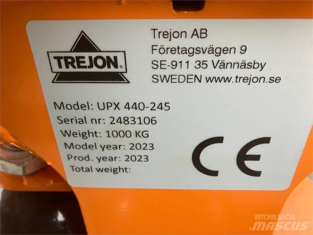 Trejon UPX 440-245 Další silniční a sněhové stroje