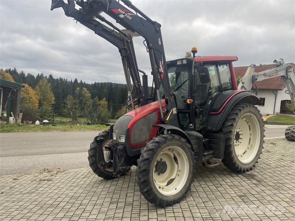 Valtra N 92 H Traktory