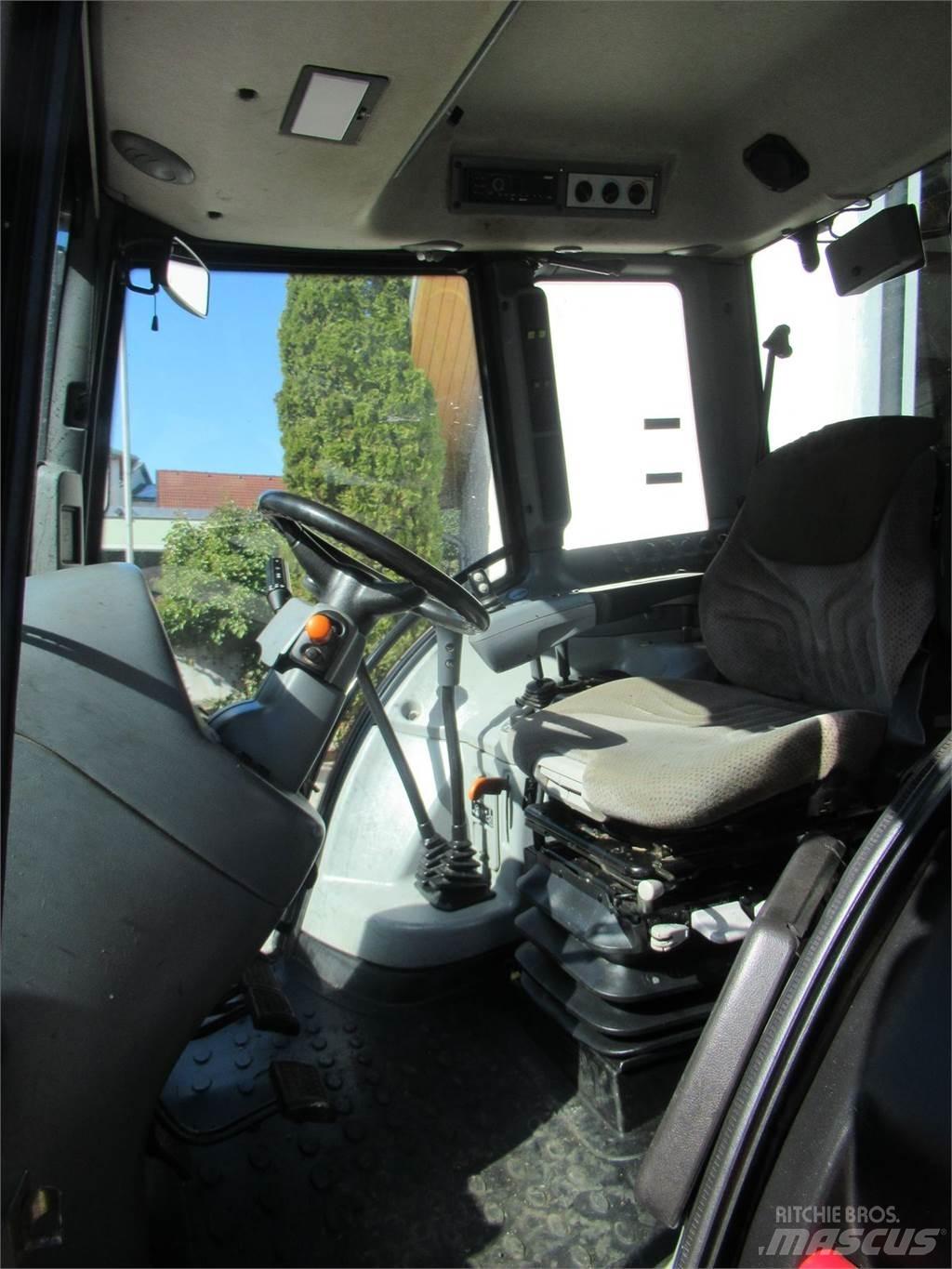 Valtra N 92 Hi Tech Traktory