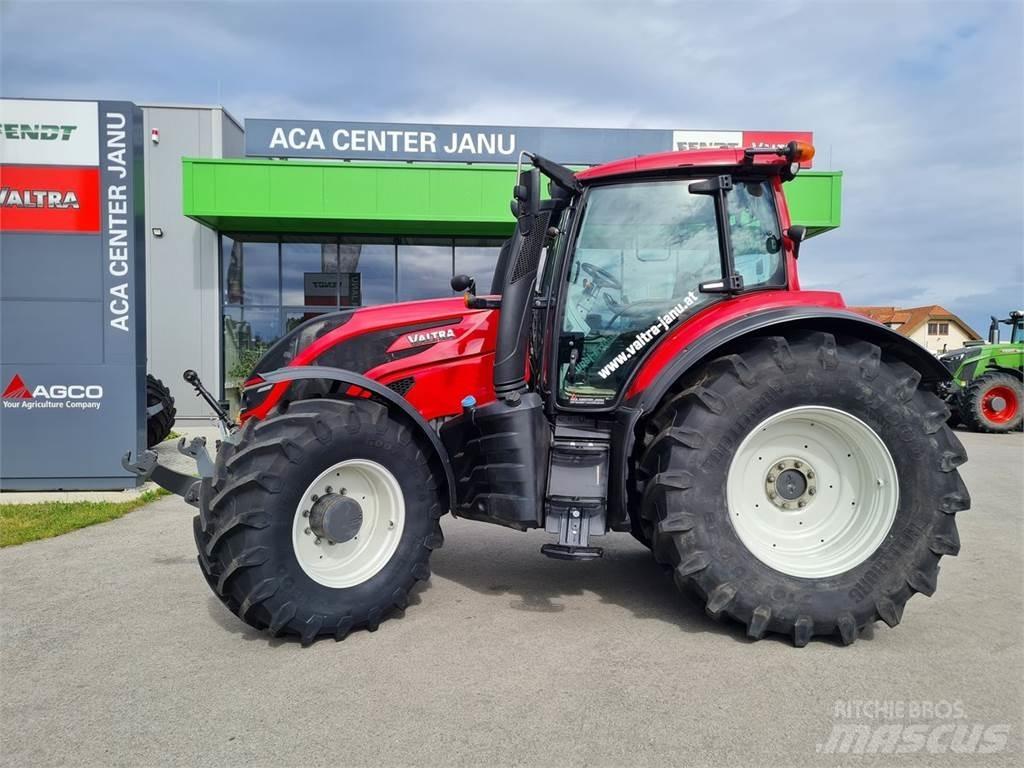 Valtra T 214 Direct Traktory