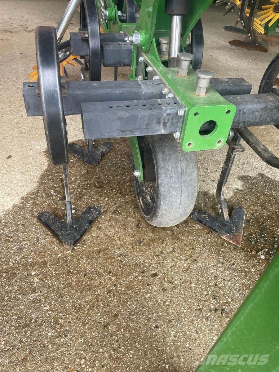  Vario Hoe 470 Další secí stroje a příslušenství