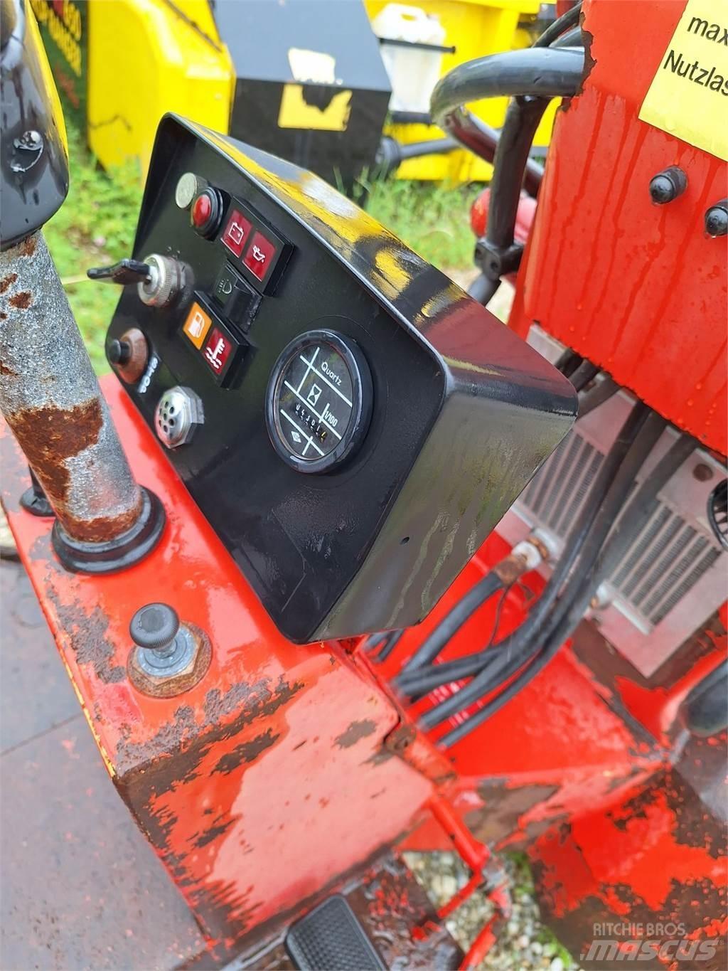 Weidemann 917 D/M Čelní nakladače a rypadla