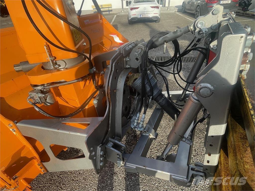  Westa 750/2600 Další silniční a sněhové stroje