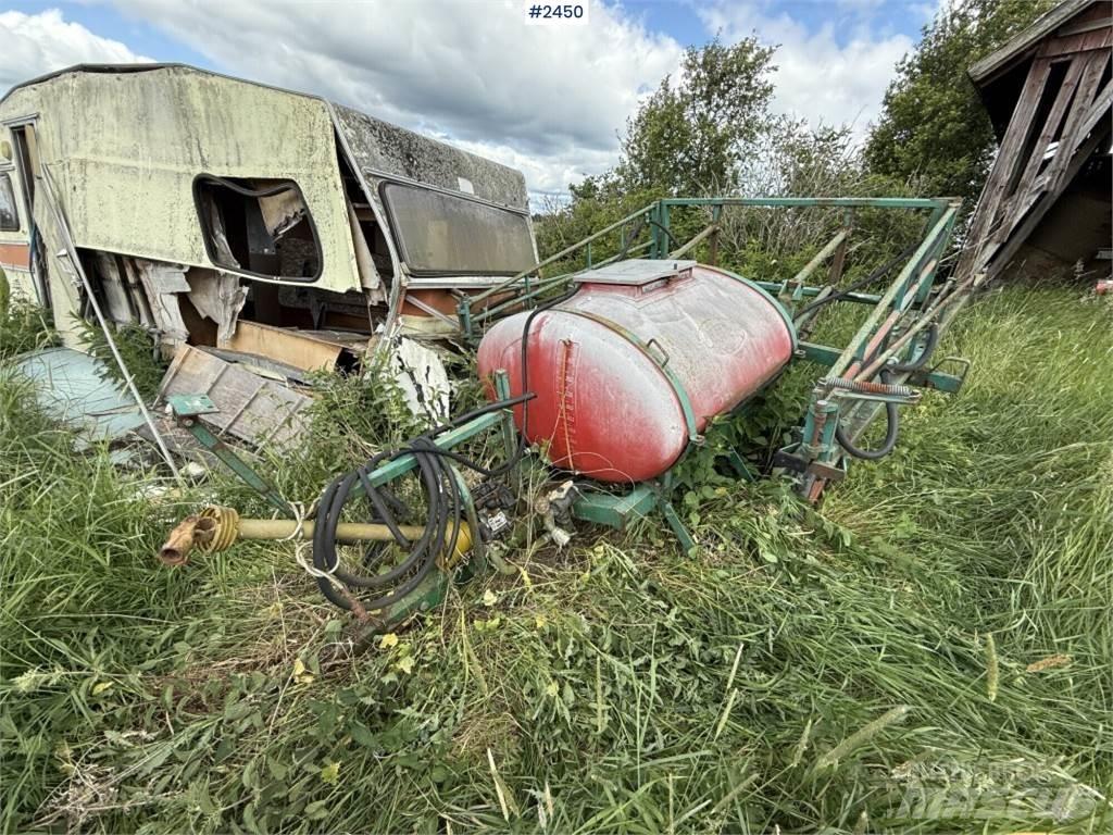 Moteska 900 liter Vinařské postřikovače