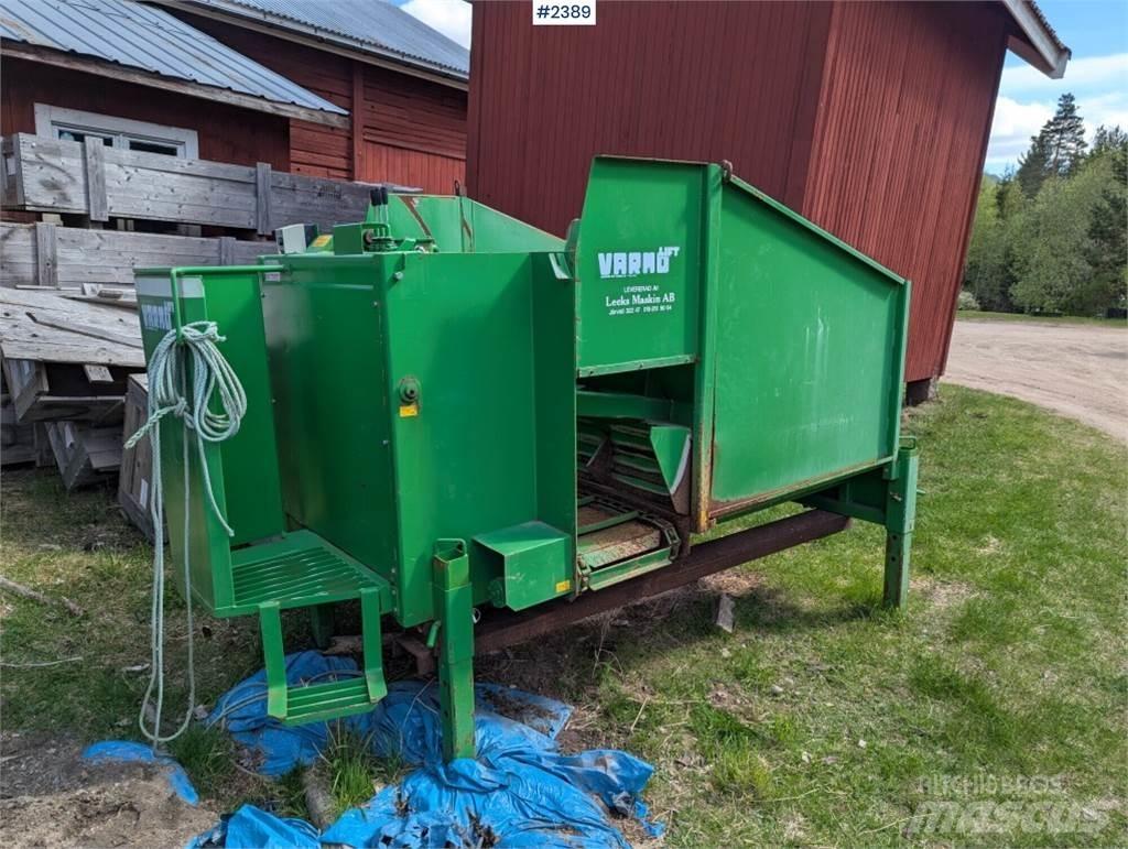 Varmo Lift PPNL Stroje na sklizeň pícnin-příslušenství