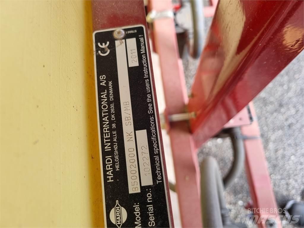 Hardi 800 Tažené postřikovače