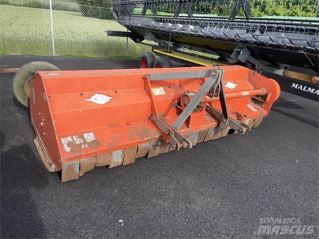 Kuhn BP28 Stroje na sklizeň pícnin-příslušenství