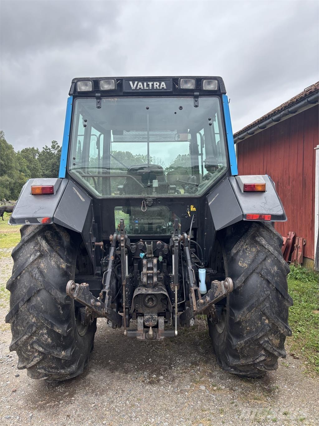 Valtra 6200 Traktory