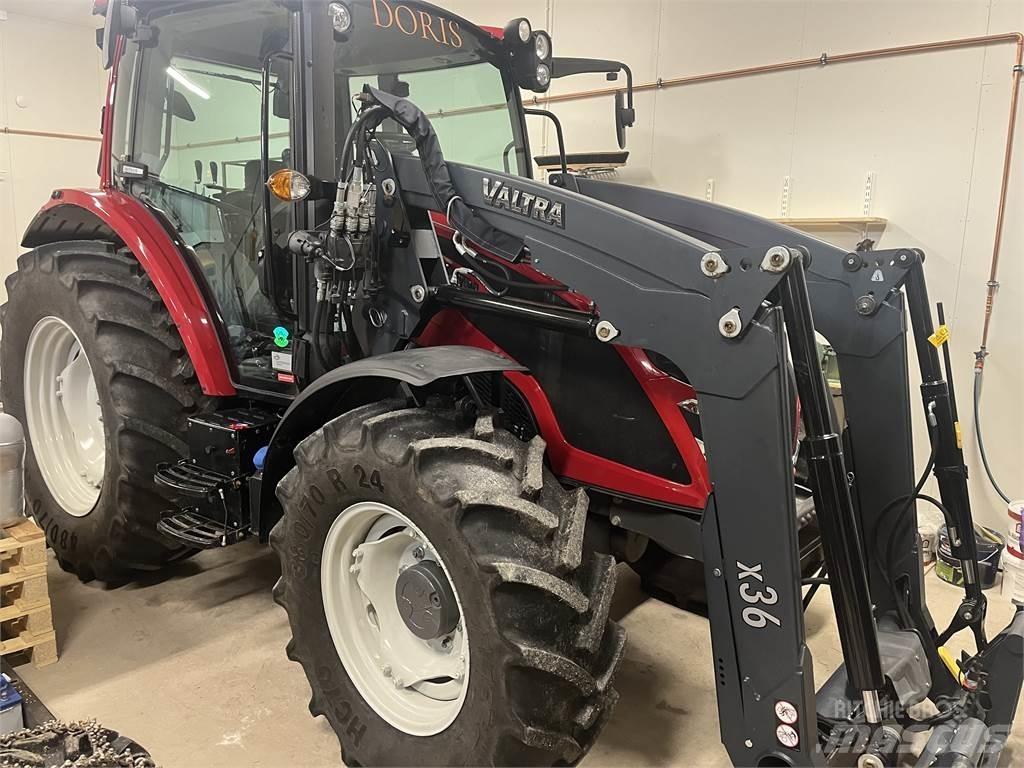 Valtra 75SH Traktory