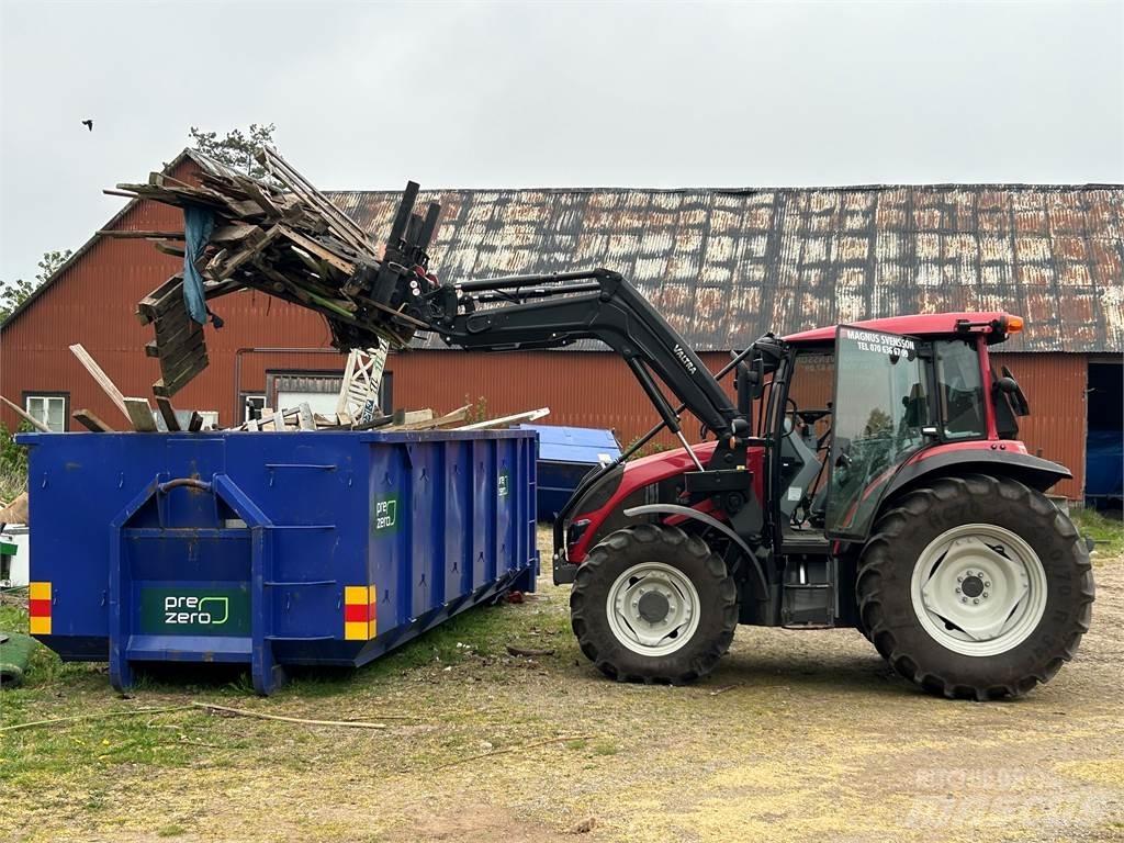 Valtra 85SH Traktory