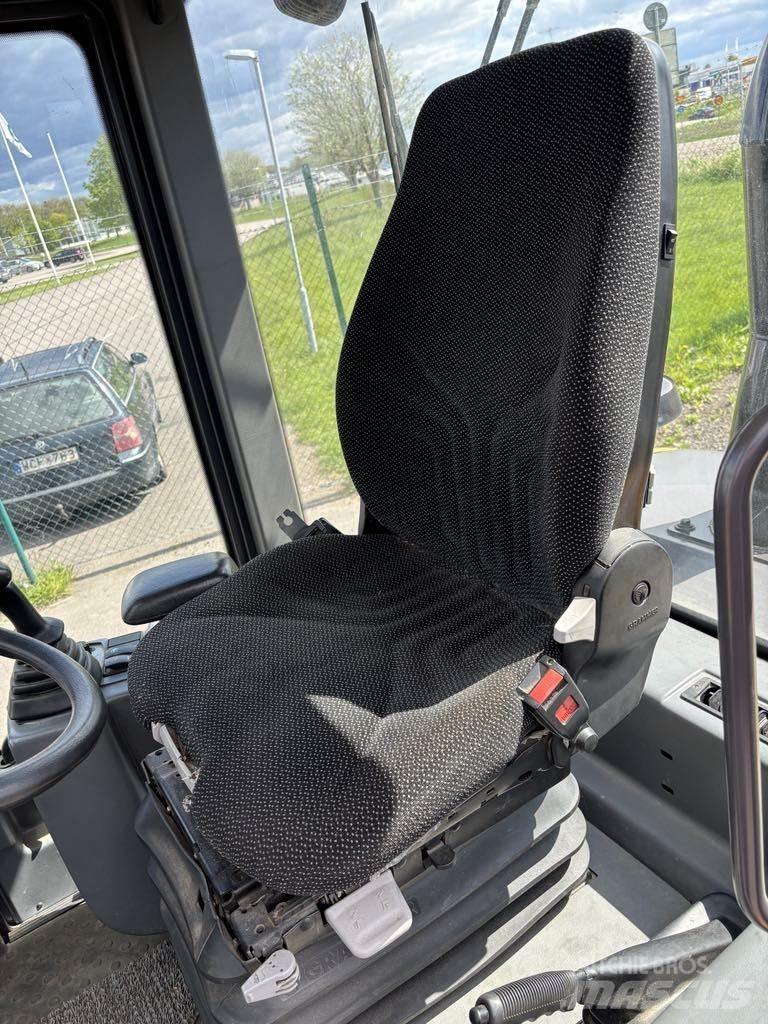 Volvo L35G Další