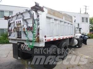Mack RD688S Sněžné pluhy, přední sněhové radlice