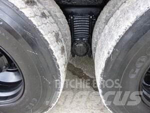 Mack RD688S Sněžné pluhy, přední sněhové radlice