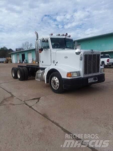 Peterbilt 377 Nákladní vozidlo bez nástavby