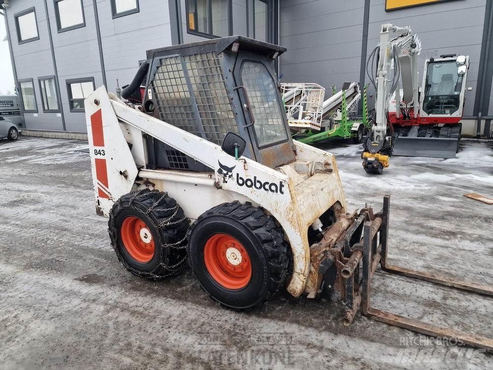 Bobcat 843 Smykem řízené nakladače
