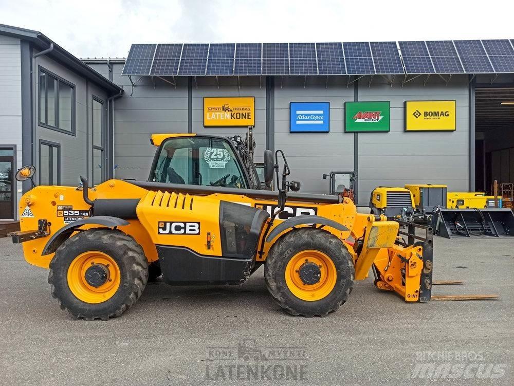 JCB 535-125 kurottaja Teleskopické manipulátory