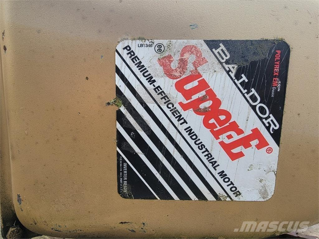 Baldor EM4316T Průmyslové motory