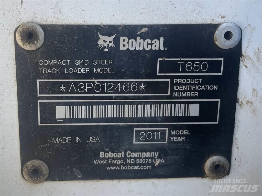 Bobcat T650 Smykem řízené nakladače