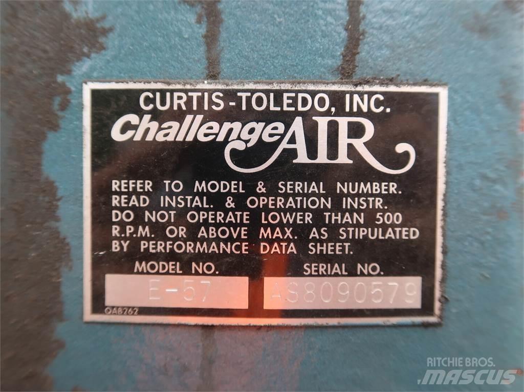 Curtis E-57 Kompresory