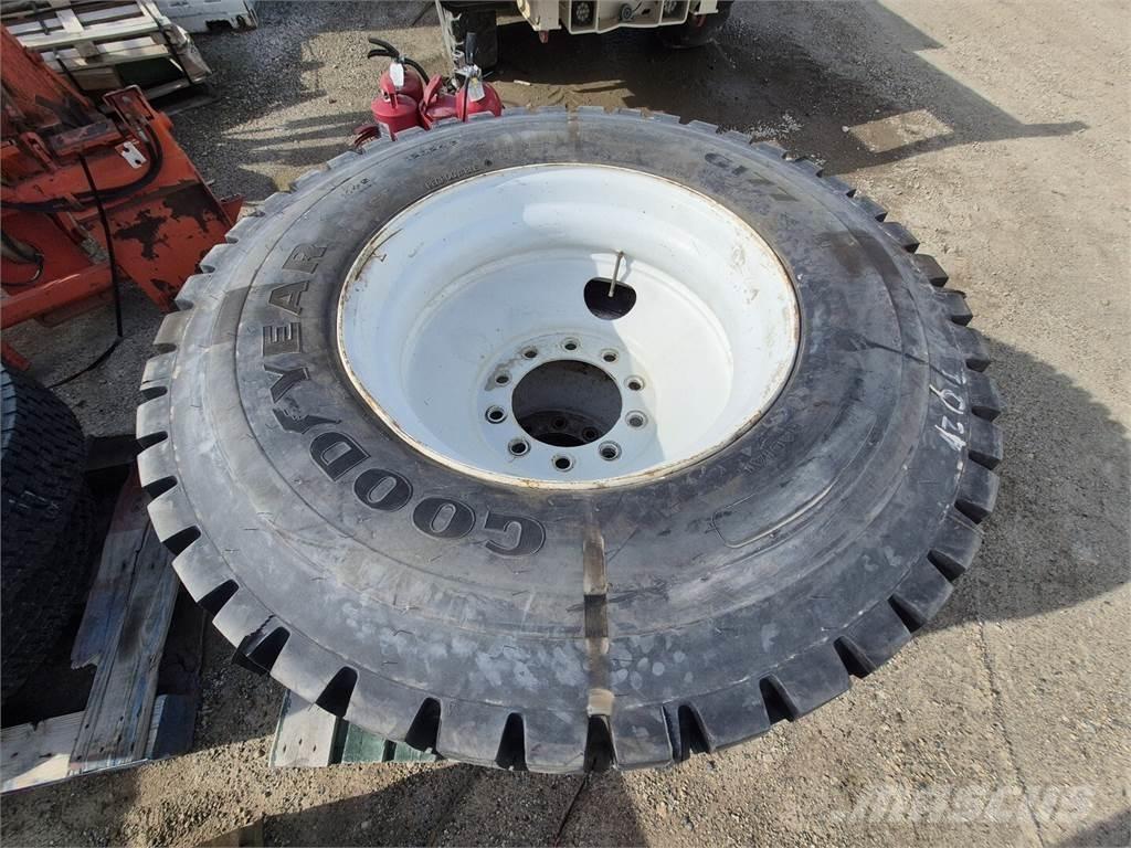 Goodyear G177 Pneumatiky, kola a ráfky